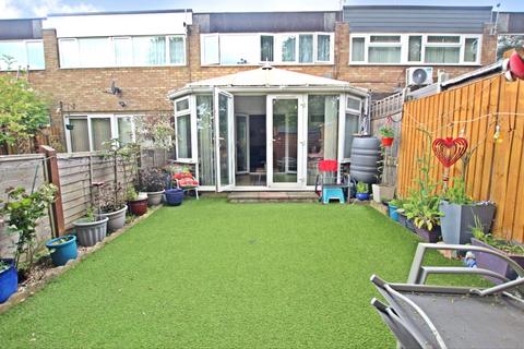 3 bedroom terraced house for sale - Bletchley, Buckinghamshire MK2