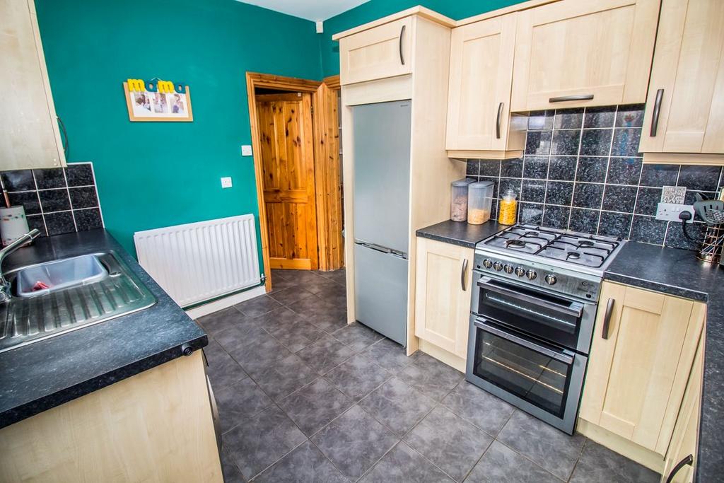 Kitchen 1