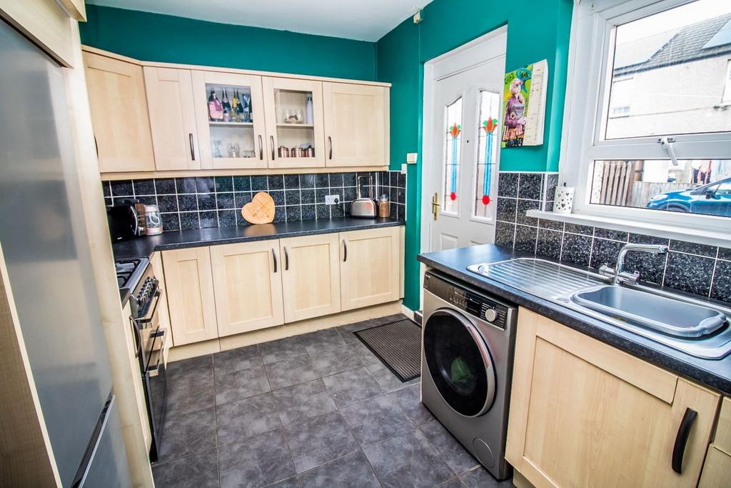 Kitchen 2