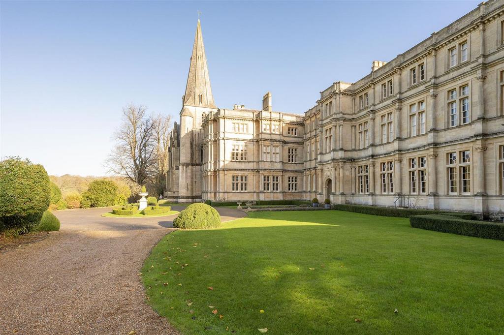 Sherborne, Sherborne House, GL54 2 bed apartment for sale £500,000