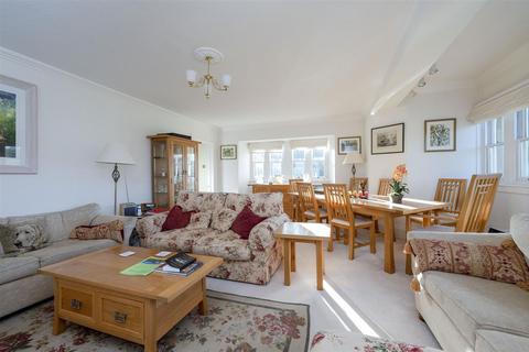 2 bedroom apartment for sale, Sherborne, Sherborne House, GL54