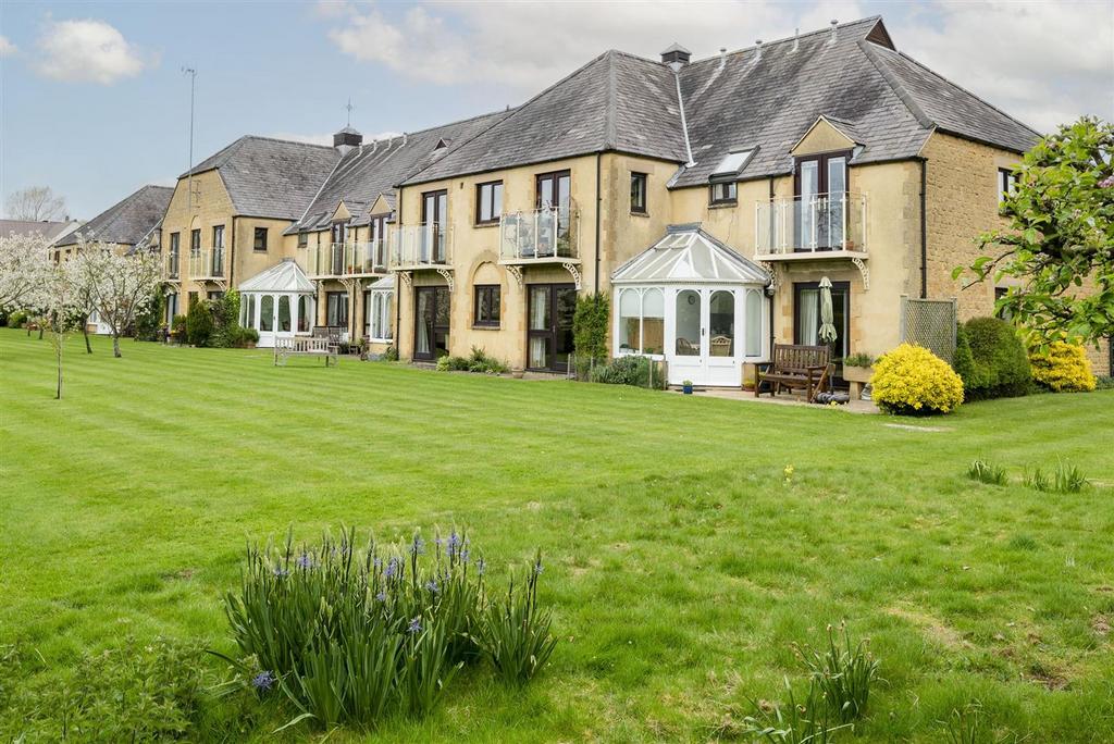 Hospital Road, MoretonInMarsh, GL56 2 bed retirement property for