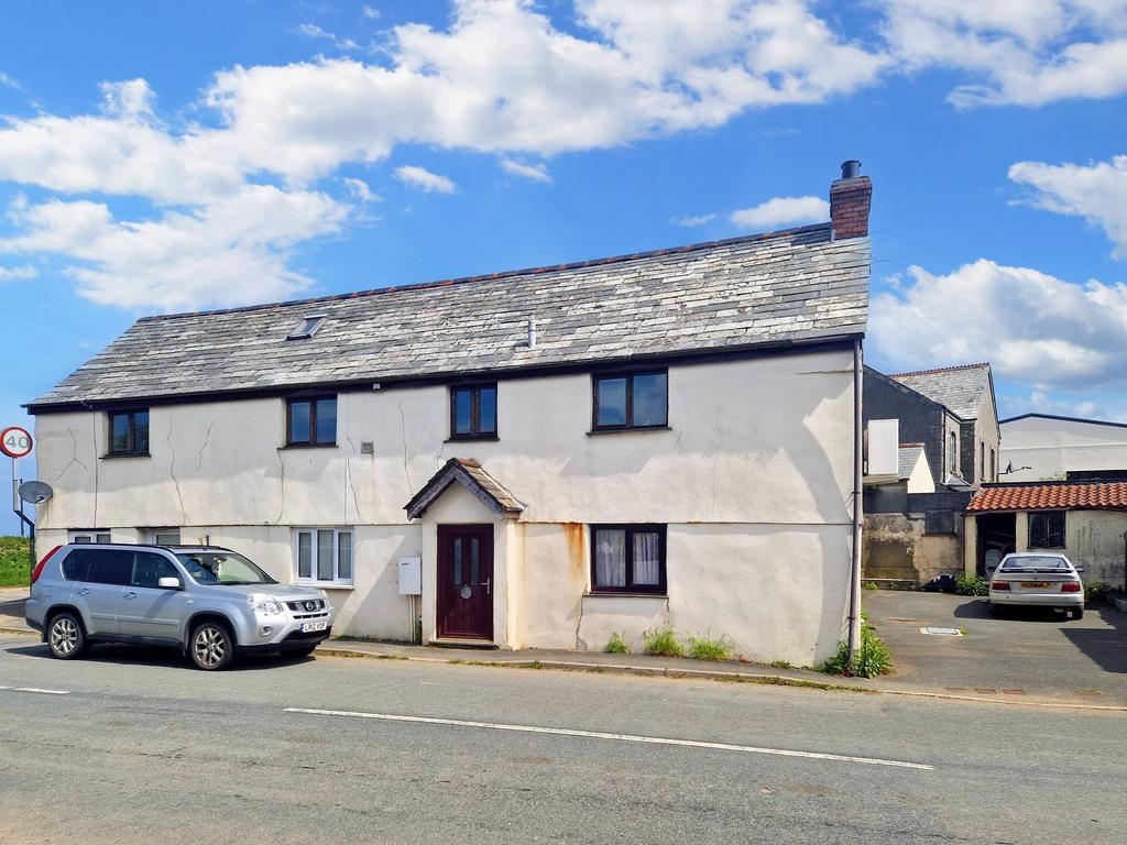 Wainhouse Corner, Bude EX23 2 bed apartment £750 pcm (£173 pw)