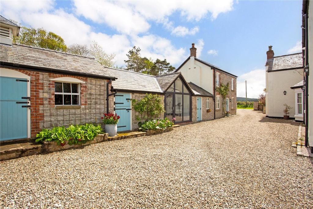 Cottage &amp; Gym