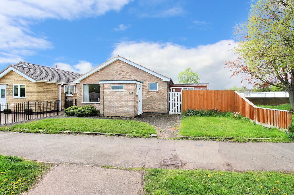 Weavers Wynd, East Goscote, LE7 2 bed detached bungalow for sale £270,000