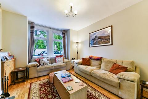 28 Lateward Road, Brentford, TW8 0PL