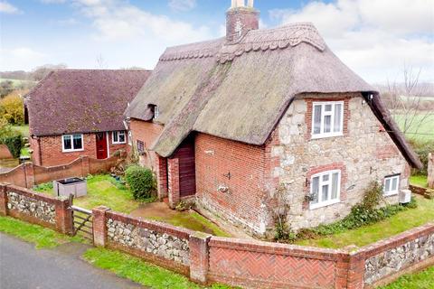 6 bedroom detached bungalow for sale, Newport Road, Apse Heath, Isle of Wight