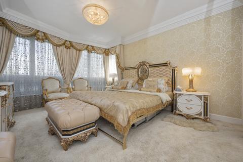 4 bedroom flat for sale, Southacre, Hyde Park Crescent, London, W2