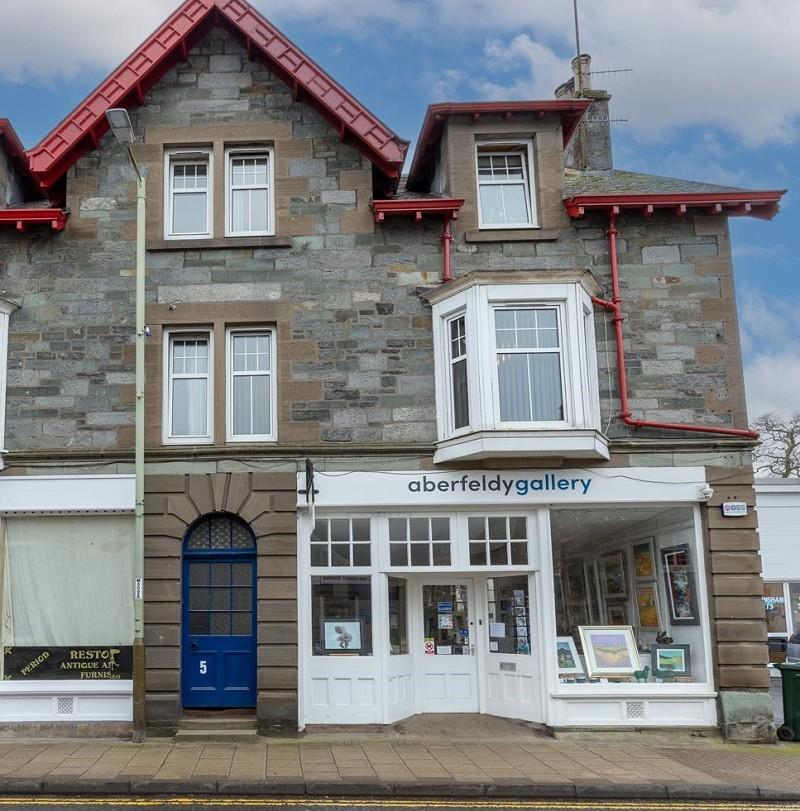 7 Kenmore Street, Aberfeldy, PH15 2BL 4 bed for sale £238,000