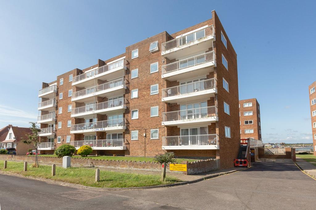 Alfred Road, April Rise Alfred Road, CT7 2 bed flat for sale £255,000