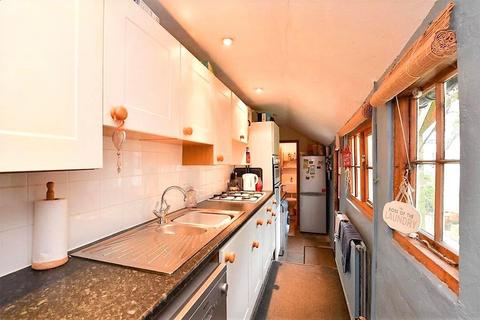 3 bedroom end of terrace house for sale, Monks Lane, Wadhurst, East Sussex, TN5