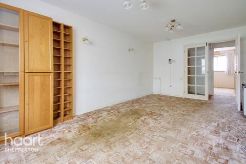2 bedroom retirement property for sale - Berryscroft Road, STAINES-UPON-THAMES