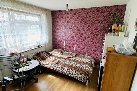 9 Rose Walk, Slough, SL2 1EU