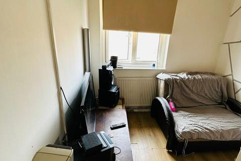 9 Rose Walk, Slough, SL2 1EU