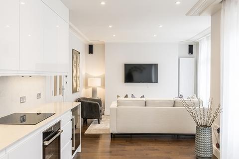 3 bedroom apartment to rent, Three Bedroom Three Bathroom To Let  Hamlet Gardens  Ravenscourt Park  W6
