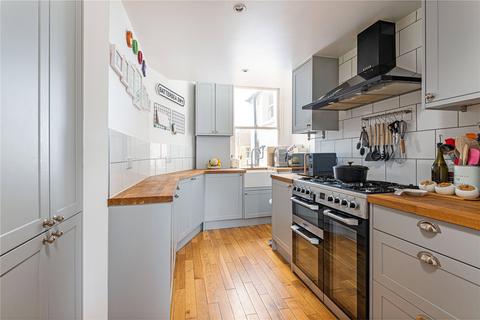 2 bedroom apartment for sale - Shelgate Road, SW11