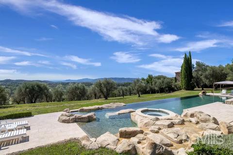 6 bedroom villa, Châteauneuf-Grasse, 06740, France