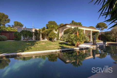 5 bedroom villa, Antibes, Cap d'Antibes, 06160, France