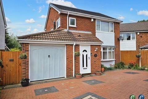 3 bedroom detached house for sale, Somerset Avenue, Rugeley, WS15 1LF