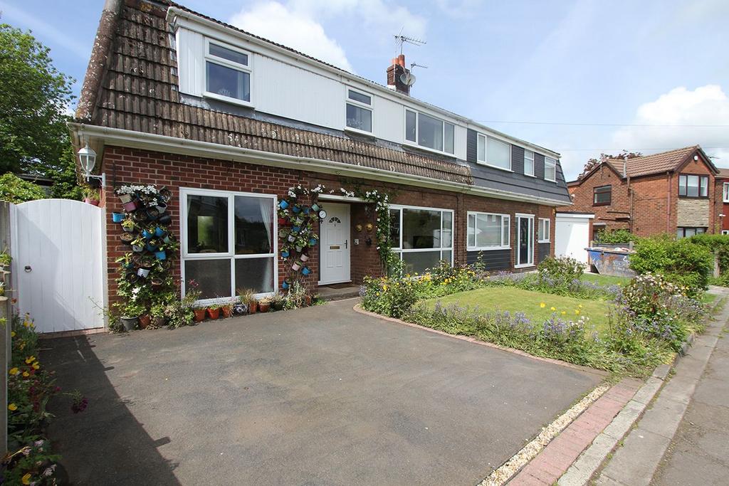 Darvel Avenue, Garswood, Wigan, WN4 0UA 4 bed semidetached house for