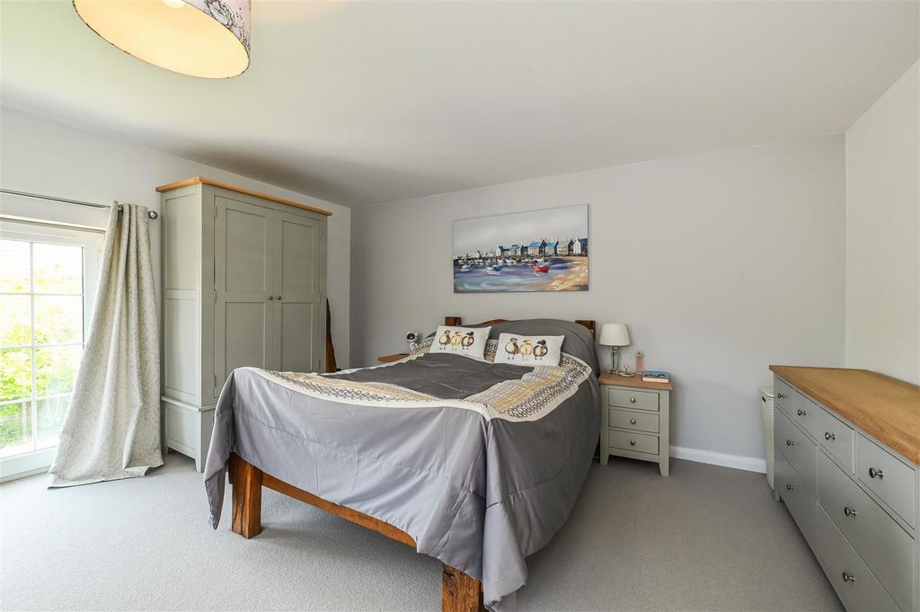 Bed 1