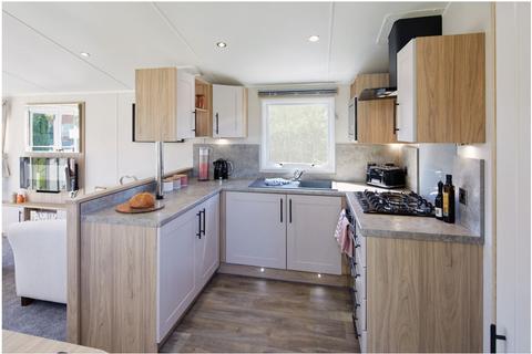 2 bedroom holiday lodge for sale - Plot Willerby Manor 2023, Willerby Manor 2023 at Waterside Holiday Park, Bowleaze Cove, Weymouth, Dorset DT3