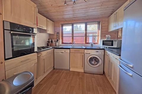 3 bedroom lodge for sale, Astbury, Bridgnorth WV16