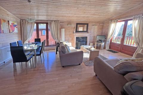 3 bedroom lodge for sale, Astbury, Bridgnorth WV16