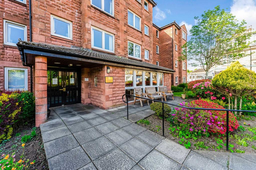 Elphinstone Court, Kilmacolm 1 bed apartment for sale £62,000