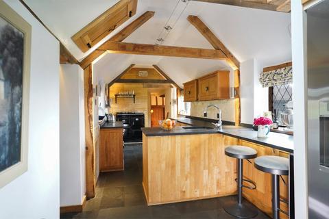 4 bedroom equestrian property for sale, Chapel Cross, Heathfield