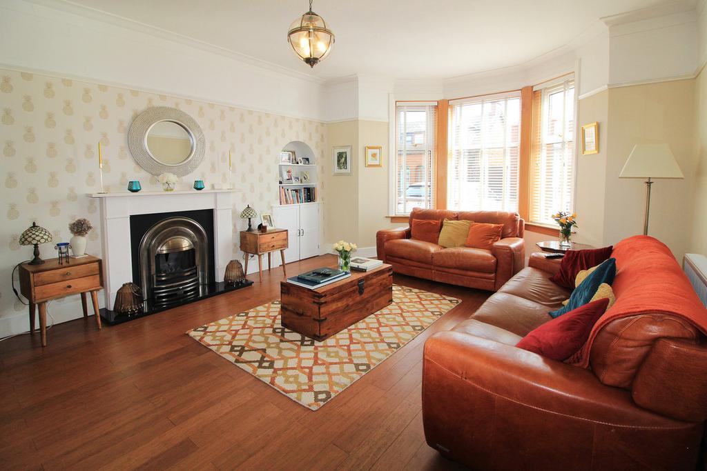 Allanvale Road, Prestwick, KA9 4 bed semidetached house for sale £