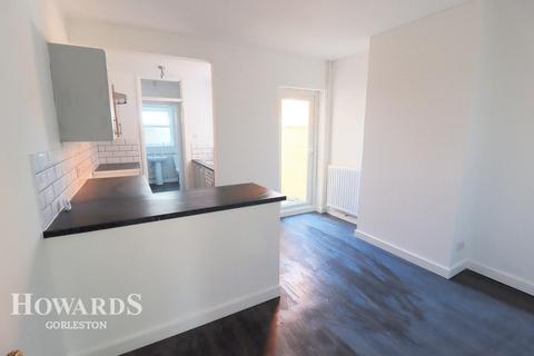 3 bedroom terraced house for sale - Mission Road, Great Yarmouth