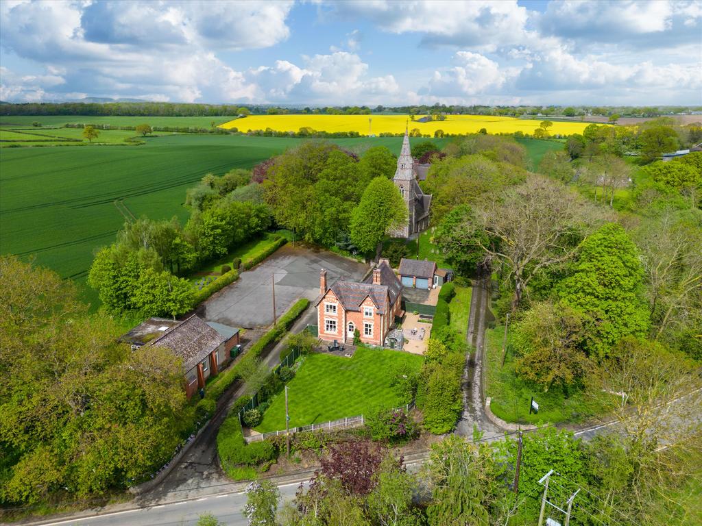 Yockleton, Shrewsbury, Shropshire, SY5 4 bed detached house for sale