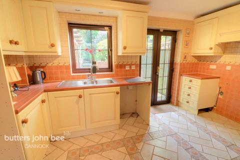 2 bedroom terraced house for sale - Woottons Court, Stoneycroft, Cannock