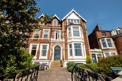 2 bedroom apartment for sale, Central Beach, Lytham St. Annes, FY8