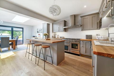 229 Pickhurst Lane, West Wickham, BR4 0HJ