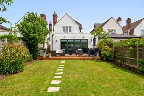 229 Pickhurst Lane, West Wickham, BR4 0HJ