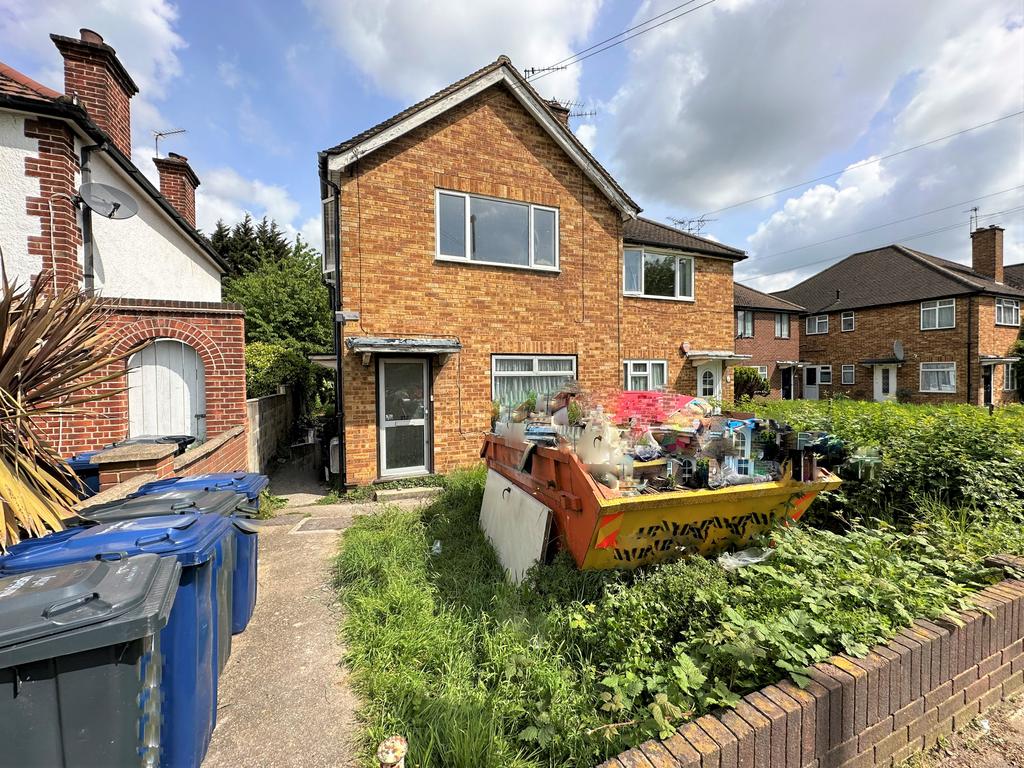 Ferrymead Avenue, Greenford UB6 2 bed ground floor for sale