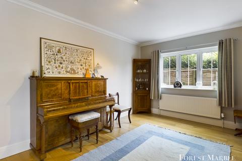 Oak Lodge Chelynch Park, Doulting, Shepton Mallet, BA4 4PL