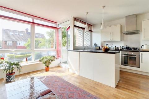 1 bedroom flat to rent, Wricklemarsh Road, SE3