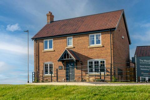 4 bedroom detached house for sale - Plot 107, The Pheasantry at Kings Manor, Kings Manor, Hoplands Road LN4