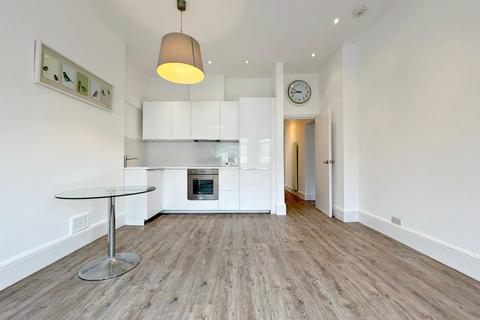 2 bedroom flat to rent, St Pauls Avenue, Willesden Green