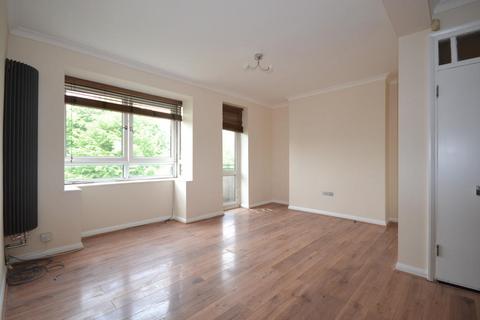 2 bedroom flat for sale, Cooper House Knights Hill, London, SE27