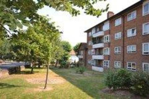 2 bedroom flat for sale, Cooper House Knights Hill, London, SE27
