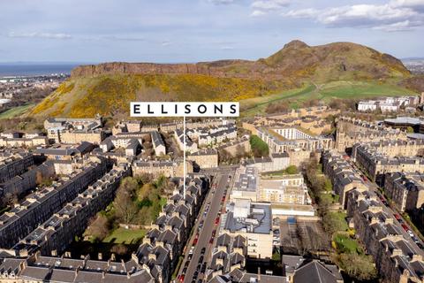 15/3 Bernard Terrace, Edinburgh, EH8 9NU