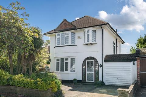 1 Worcester Close, Croydon, CR0 8HT