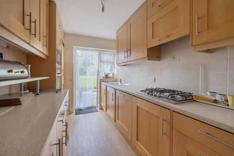 1 Worcester Close, Croydon, CR0 8HT