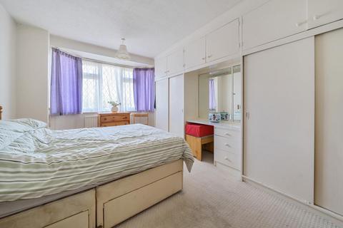 1 Worcester Close, Croydon, CR0 8HT