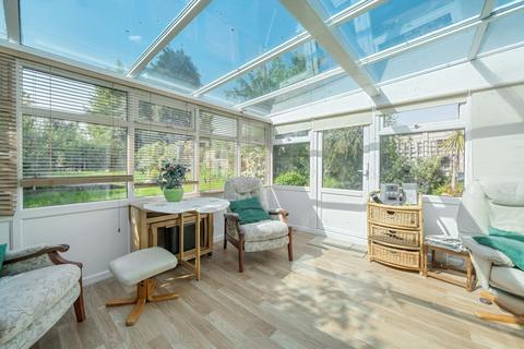 1 Worcester Close, Croydon, CR0 8HT