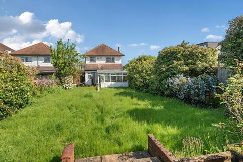 1 Worcester Close, Croydon, CR0 8HT
